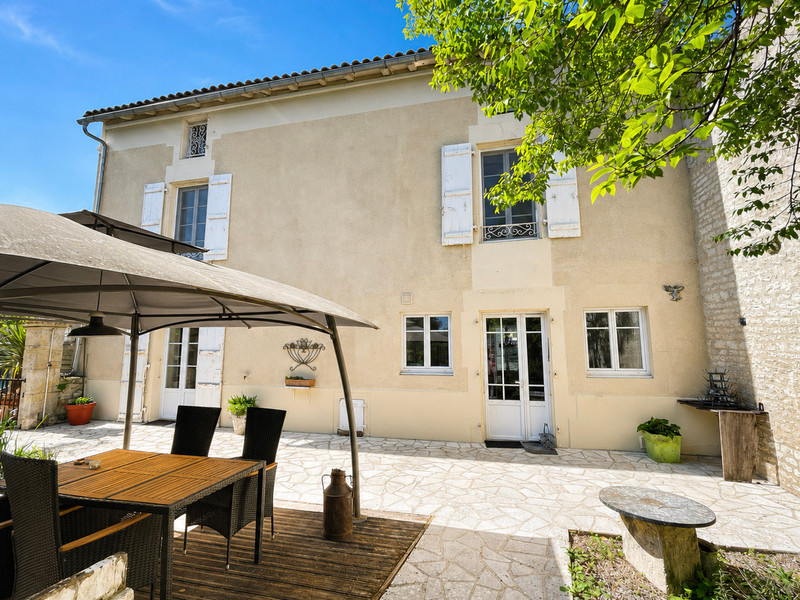 French property for sale in Rouillac, Charente - €325,000 - photo 0