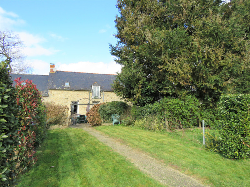 French property for sale in Lizio, Morbihan - &#8364;178,200 - photo 2