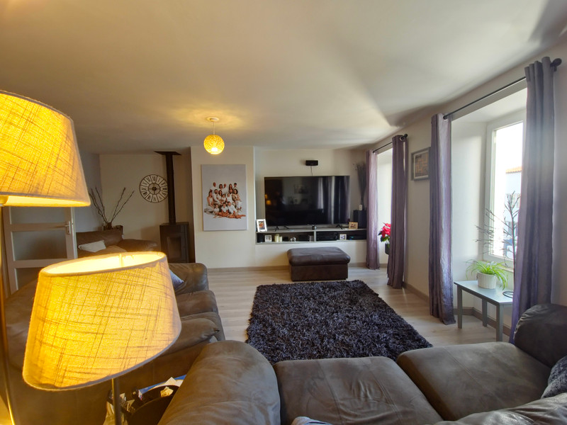French property for sale in Sainte-Hermine, Vendée - €599,000 - photo 7