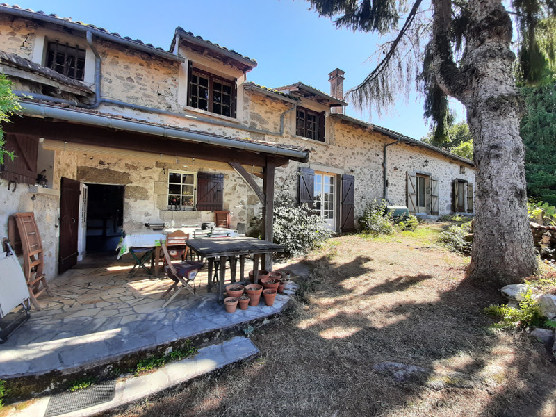 French property for sale in Abjat-sur-Bandiat, Dordogne - €310,300 - photo 2