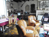 Maison à vendre à Bellon, Charente - 214 000 € - photo 8