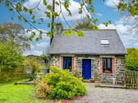 Character property for sale in Saint-Mayeux Côtes-d'Armor Brittany