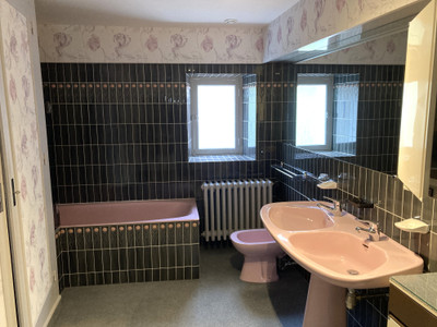 French property for sale in L'Isle-Jourdain, Vienne - €125,000 - photo 6