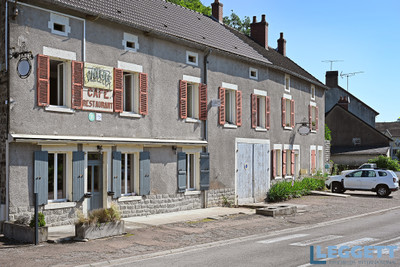 house for sale in Nièvre