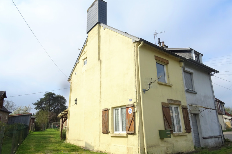 French property for sale in Flers, Orne - photo 2