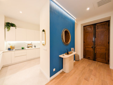French property for sale in Nice, Alpes-Maritimes - €990,000 - photo 3