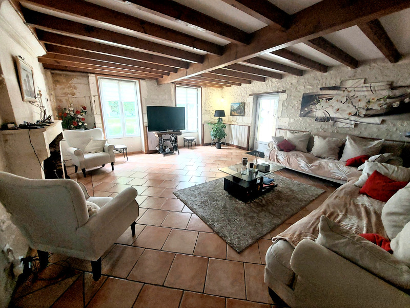 French property for sale in Jarnac, Charente - €439,000 - photo 3