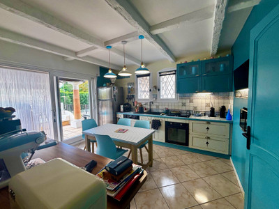 French property for sale in Alès, Gard - €900,000 - photo 3