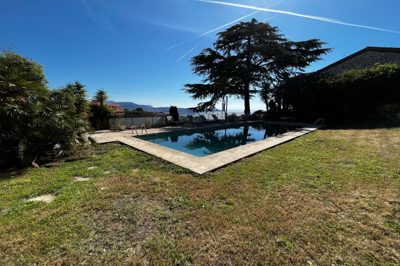 French property for sale in Nice, Alpes-Maritimes - €1,990,000 - photo 2