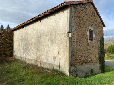 French property for sale in Pressignac, Charente - €30,000 - photo 8