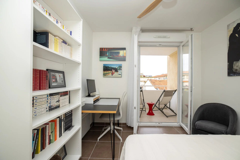 French property for sale in Nice, Alpes-Maritimes - €620,000 - photo 3