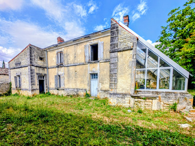 French property for sale in Aubigné, Deux-Sèvres - €638,000 - photo 4