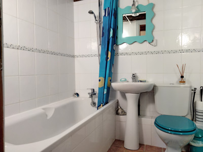 French property for sale in Pressignac, Charente - €160,000 - photo 5