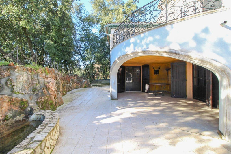 French property for sale in Le Tignet, Alpes-Maritimes - €2,500,000 - photo 4