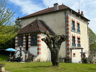 French property for sale in Javerlhac-et-la-Chapelle-Saint-Robert, Dordogne - €295,000 - photo 11