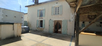Maison à vendre à Champagne-et-Fontaine, Dordogne - 262 000 € - photo 1