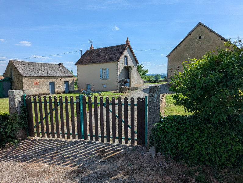 French property for sale in Sainte-Sévère-sur-Indre, Indre - €99,000 - photo 14