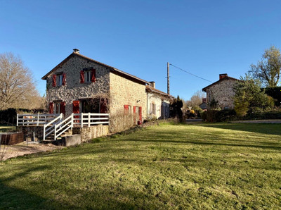 Maison à vendre à Abjat-sur-Bandiat, Dordogne, Aquitaine, avec Leggett Immobilier
