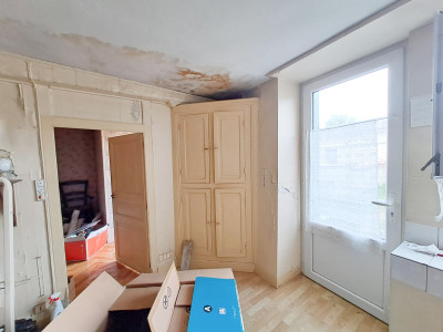French property for sale in Couture-d'Argenson, Deux-Sèvres - €26,600 - photo 4