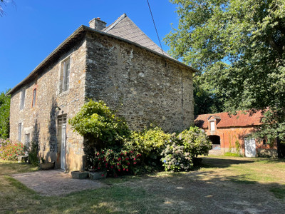 French property for sale in Plumieux, Côtes-d'Armor - €288,900 - photo 1