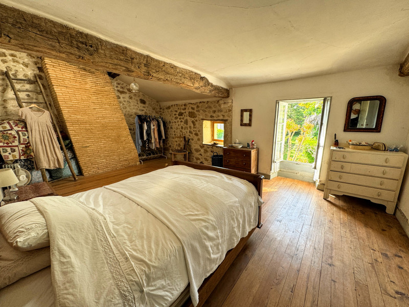 French property for sale in Yviers, Charente - €173,880 - photo 5