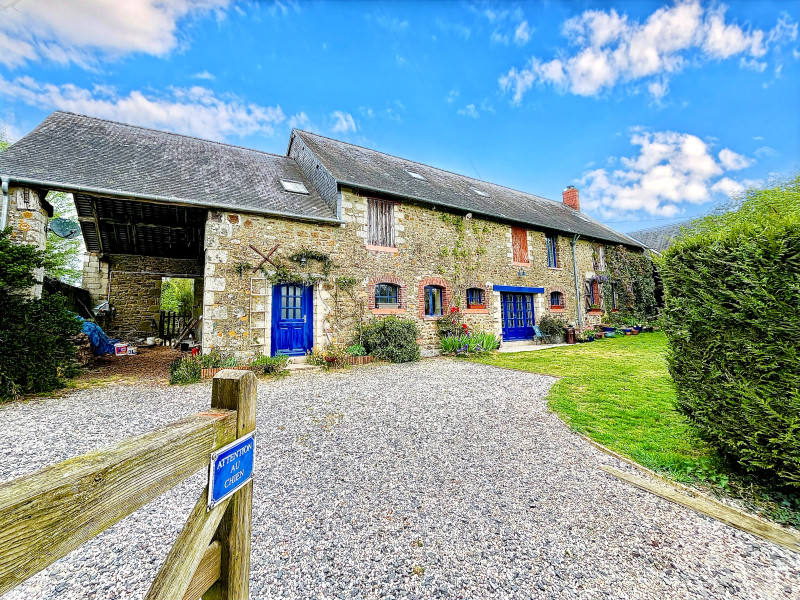 French property for sale in Saint-Martin-des-Landes, Orne - €275,000 - photo 0