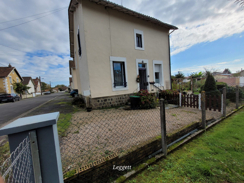 French property for sale in Chabanais, Charente - €95,000 - photo 1