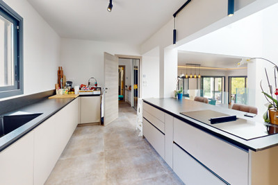 French property for sale in Roquefort-les-Pins, Alpes-Maritimes - €1,264,000 - photo 4