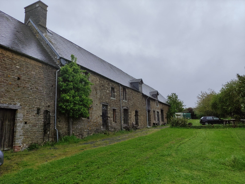 French property for sale in Fourneaux, Manche - €210,600 - photo 1