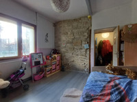 Maison à vendre à Charmé, Charente - 107.000 € - photo 7