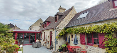 French property for sale in Commes, Calvados - €425,000 - photo 4