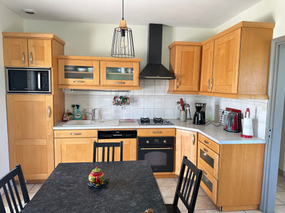French property for sale in Plouégat-Moysan, Finistère - €275,000 - photo 7
