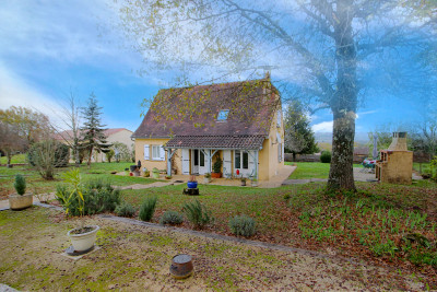 Maison à vendre à Monplaisant, Dordogne, Aquitaine, avec Leggett Immobilier