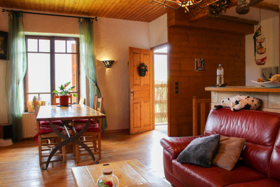 French property for sale in Courchevel, Savoie - €840,000 - photo 2