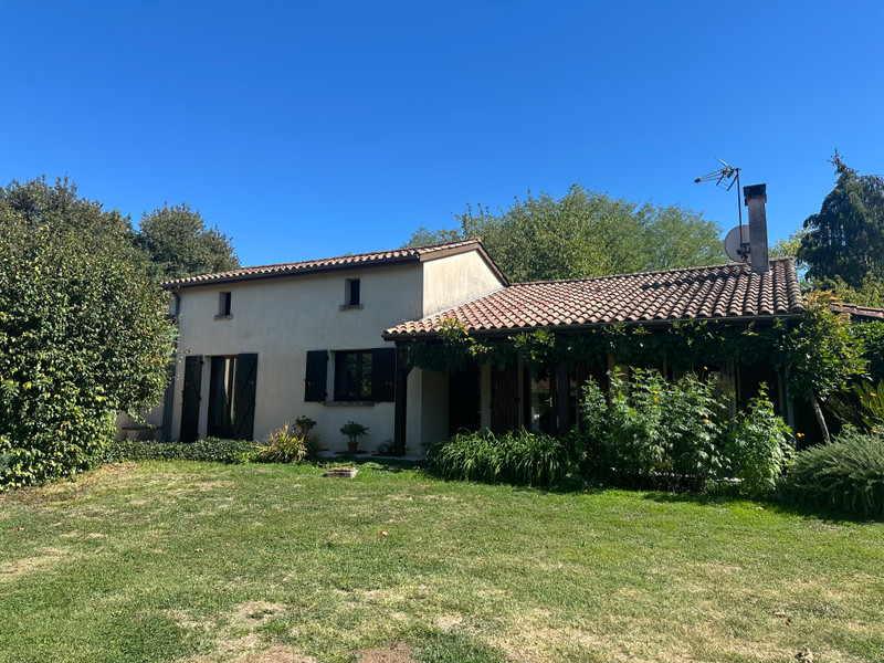 French property for sale in Lédat, Lot-et-Garonne - €298,000 - photo 0