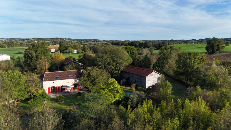 French property for sale in Villeréal, Lot-et-Garonne - €296,800 - photo 0