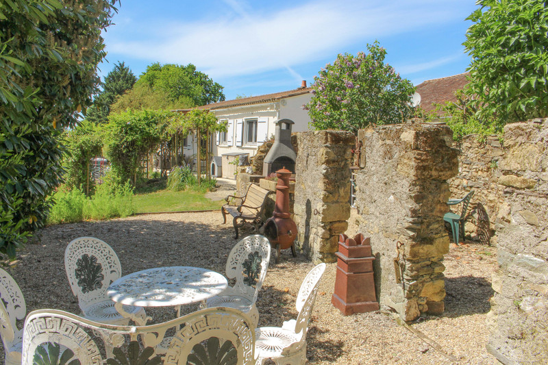 French property for sale in Beugnon-Thireuil, Deux-Sèvres - €275,000 - photo 12