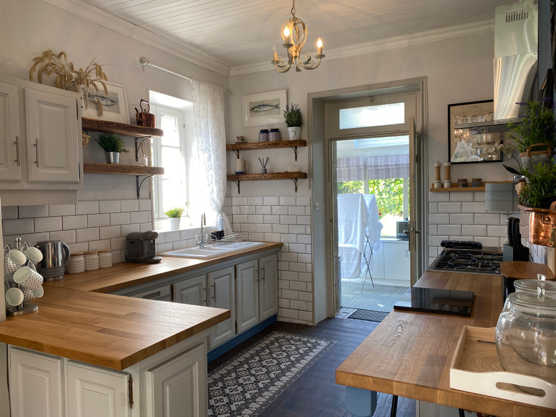 French property for sale in Huelgoat, Finistère - €160,489 - photo 1