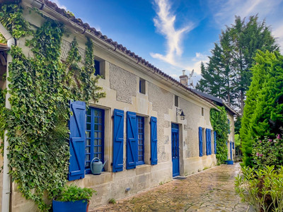 Maison à vendre à Saint-Maigrin, Charente-Maritime, Poitou-Charentes, avec Leggett Immobilier