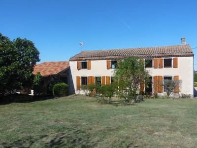 Maison à vendre à Saint-Ciers-de-Canesse, Gironde, Aquitaine, avec Leggett Immobilier