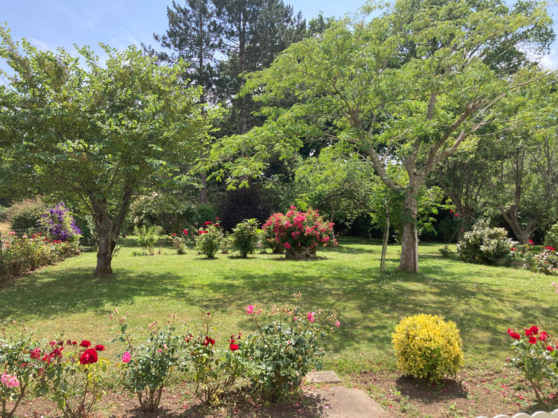 French property for sale in Saint-Martin-l'Ars, Vienne - €189,000 - photo 1
