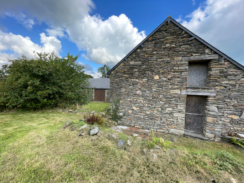 French property for sale in Uzel, Côtes-d'Armor - €66,600 - photo 13