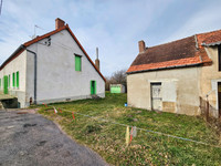 Maison à vendre à Commentry, Allier - 103.000 € - photo 8