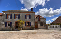 Maison à vendre à Saint-Léger-Magnazeix, Haute-Vienne - 246.100 € - photo 1