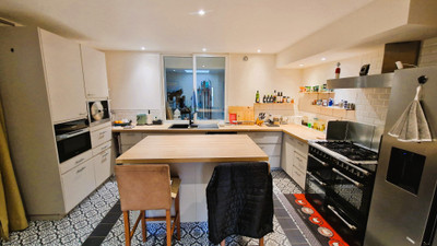 French property for sale in Saint-Seurin-sur-l'Isle, Gironde - €599,000 - photo 6