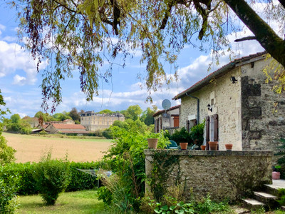 Maison à vendre à Vendoire, Dordogne, Aquitaine, avec Leggett Immobilier