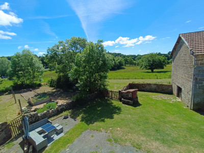 French property for sale in Crocq, Creuse - €159,900 - photo 5