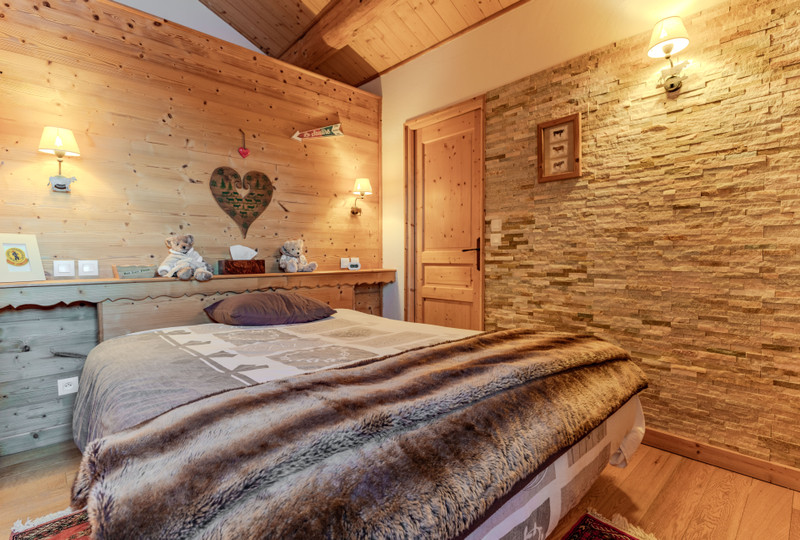Ski property for sale in Courchevel 1650 - €6,200,000 - photo 3
