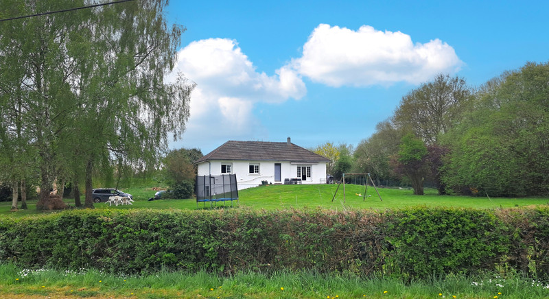 Maison à vendre à Souleuvre en Bocage, Calvados - 152.174 € - photo 1