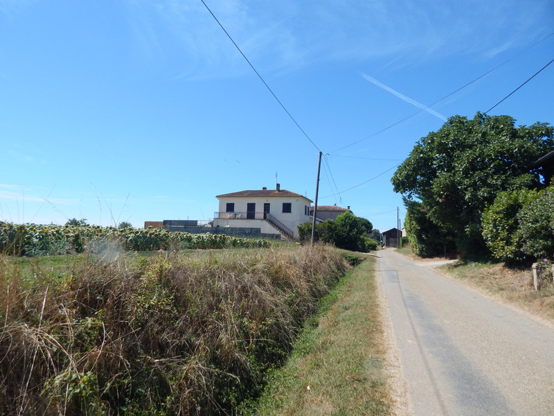 French property for sale in Tonneins, Lot-et-Garonne - €328,000 - photo 4